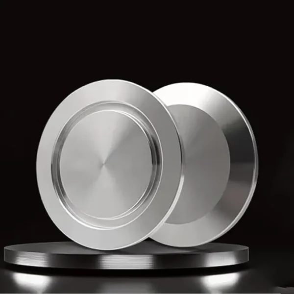 KF16 blank off displayed with clamp, centering ring, and O-ring assembly.